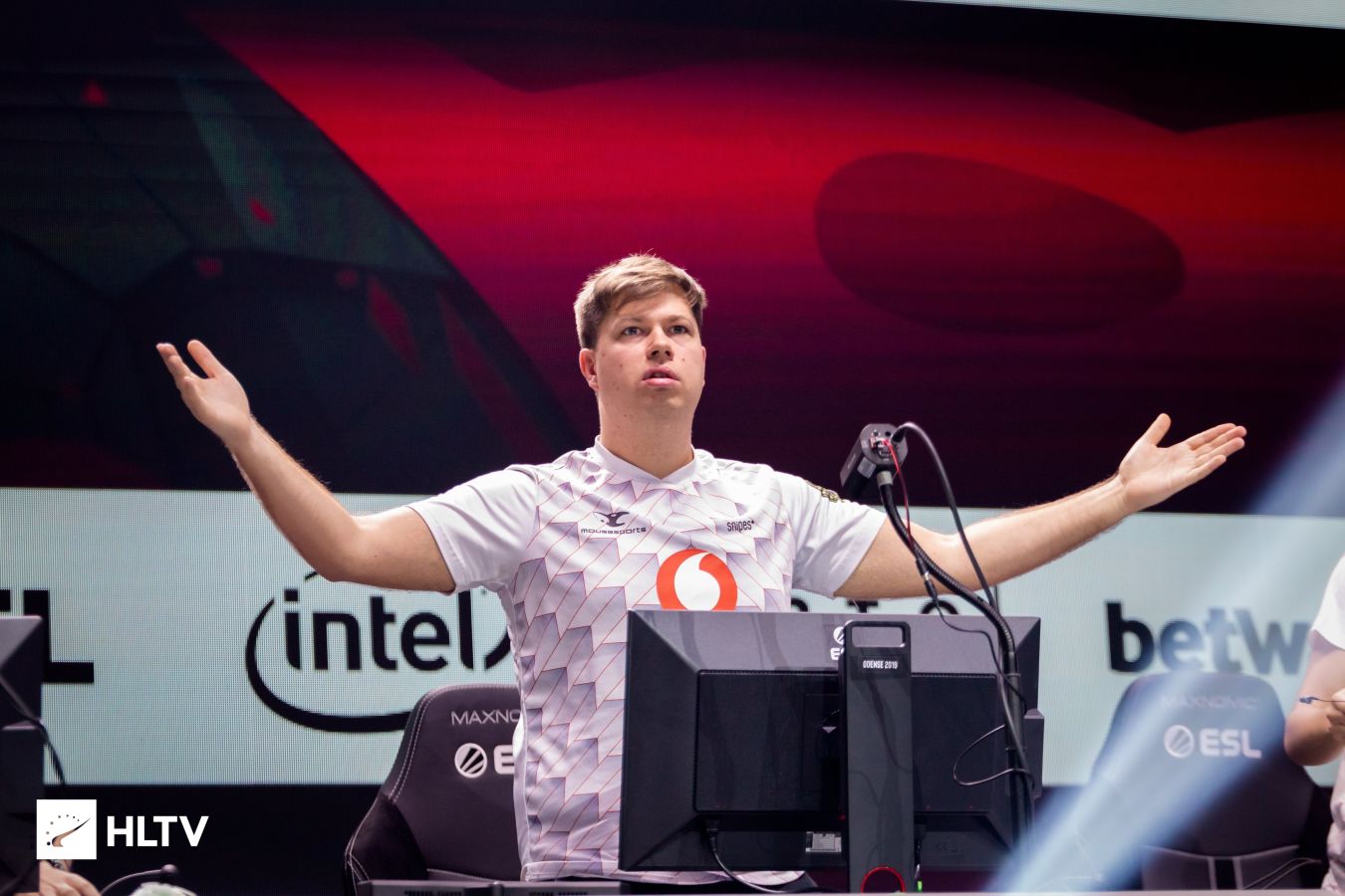 mousesports Astralis'i geçerek finale yükselen taraf oldu
